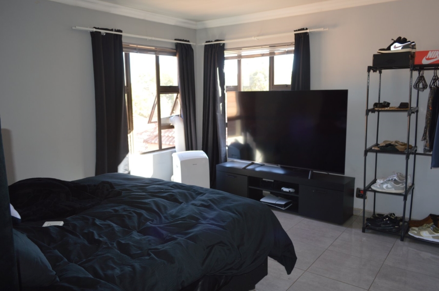 3 Bedroom Property for Sale in Wilkoppies North West